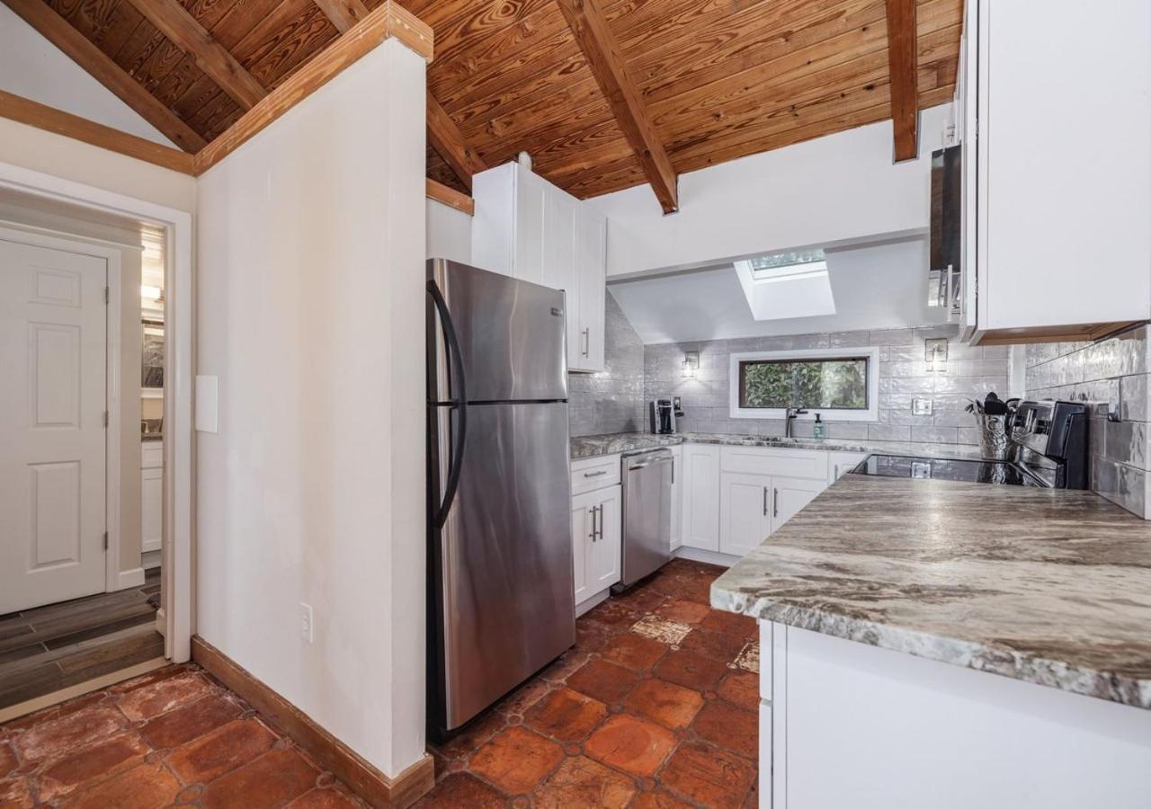 2 Bedroom Newly Renovated Waterfront Home; 10 Min From Mgm & The Gaylord Fort Washington Exterior photo